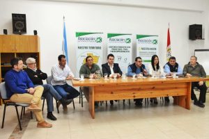 c6a421f3-b906-490e-a26a-3e1c7e93f57d