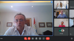 minitro de produccion